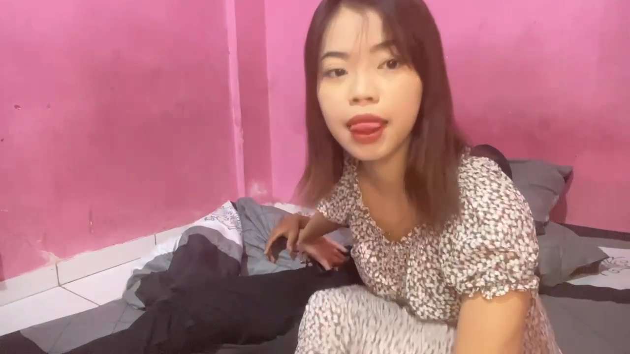 Isang Belat Muna Bago Magpatira sa Maitim na Burat